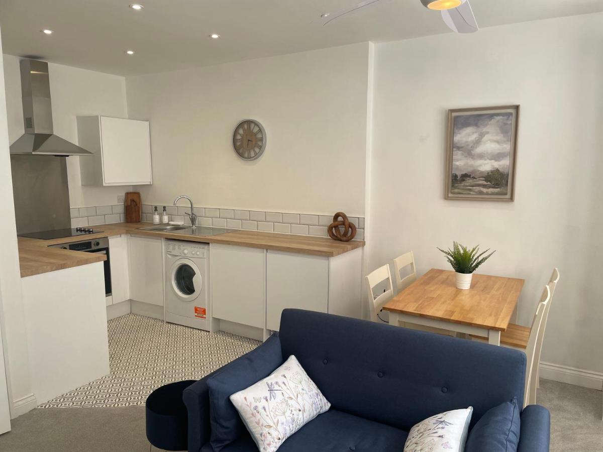 Apartment #1 - At 12 Story St Kingston upon Hull Esterno foto