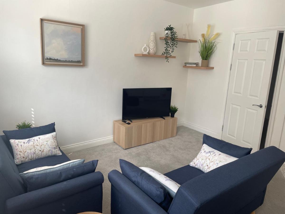 Apartment #1 - At 12 Story St Kingston upon Hull Esterno foto